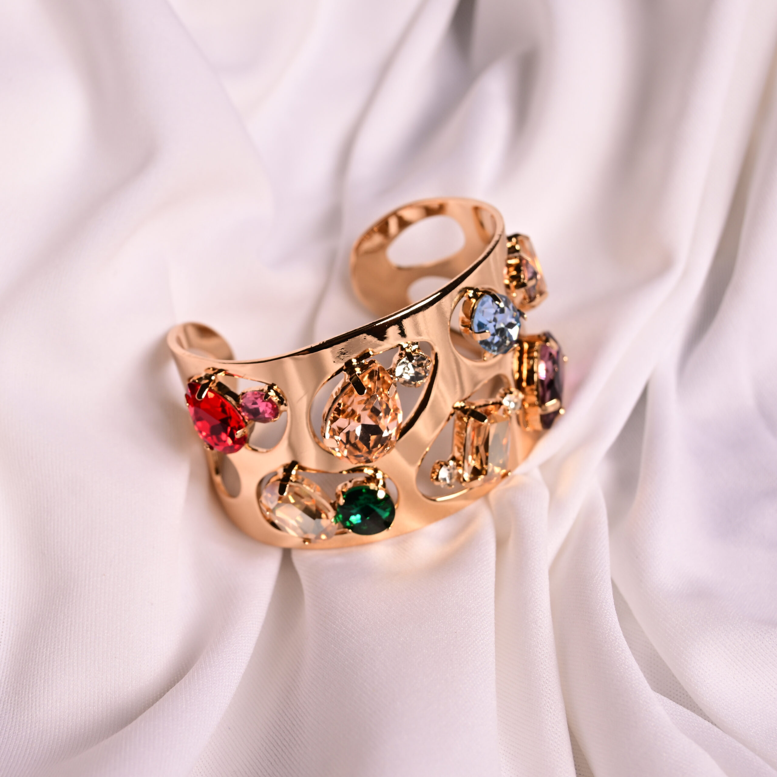 Spectrum Halo Bangle